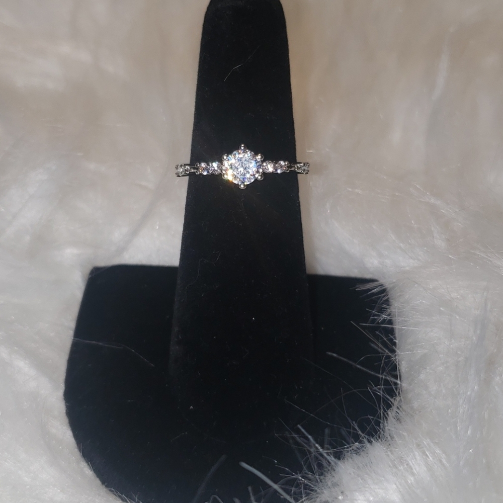 6 Prong Princess Diamond Ring